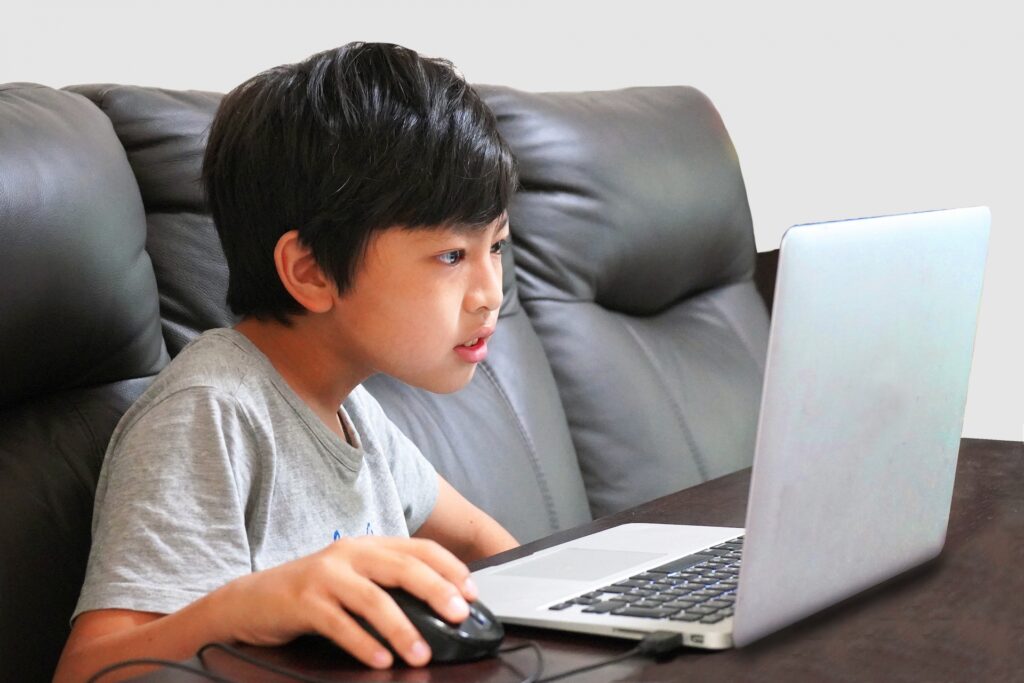 プログラミング　小学生　男の子